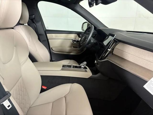 2026 Volvo XC90 Plus, B6 AWD Gas (mild hybrid), Gasoline, Bright, 7 Seats