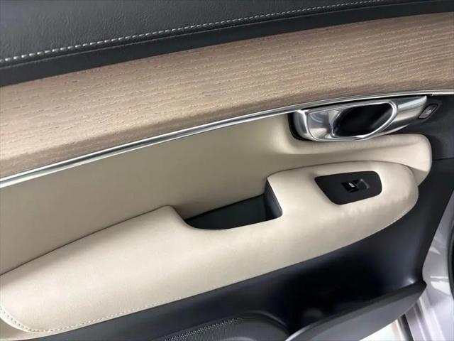 2026 Volvo XC90 Plus, B6 AWD Gas (mild hybrid), Gasoline, Bright, 7 Seats