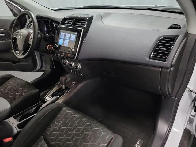 2025 Mitsubishi Outlander Sport 2.0 LE AWC