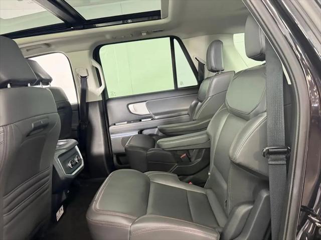 2025 Ford Expedition Active MAX