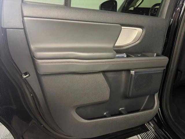 2025 Ford Expedition Active MAX