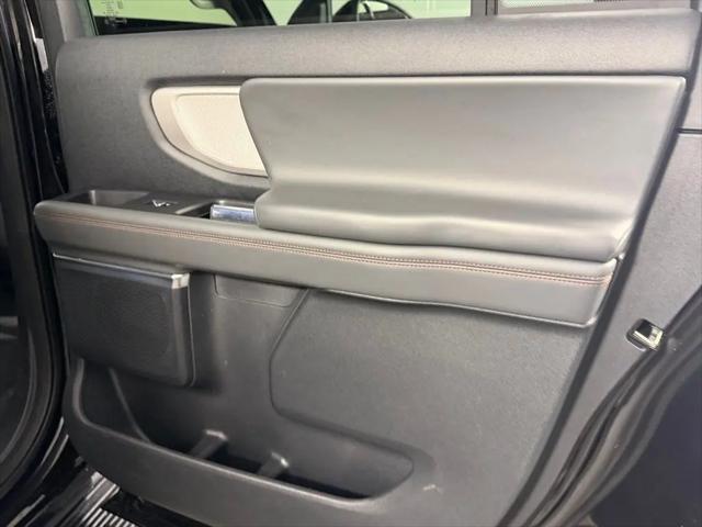2025 Ford Expedition Active MAX