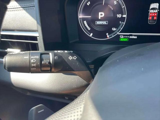 2024 Mitsubishi Outlander PHEV SE S-AWC