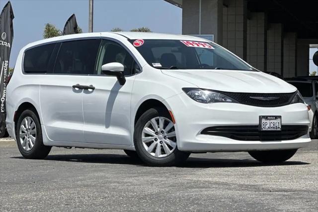2020 Chrysler Voyager L
