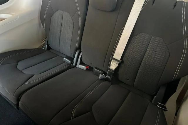 2020 Chrysler Voyager L