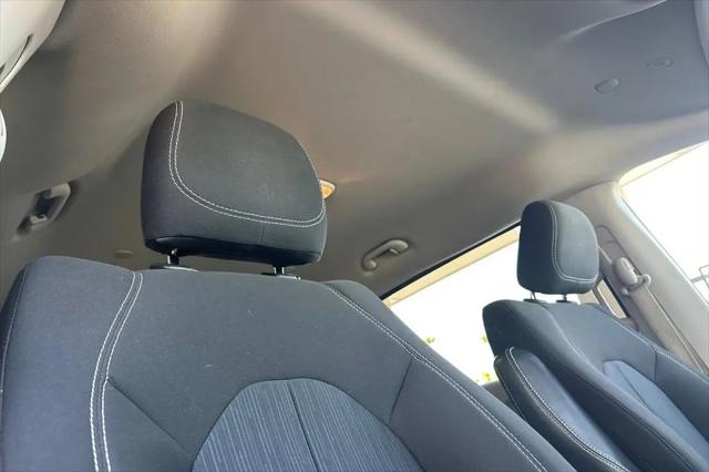2020 Chrysler Voyager L