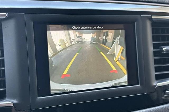 2020 Chrysler Voyager L