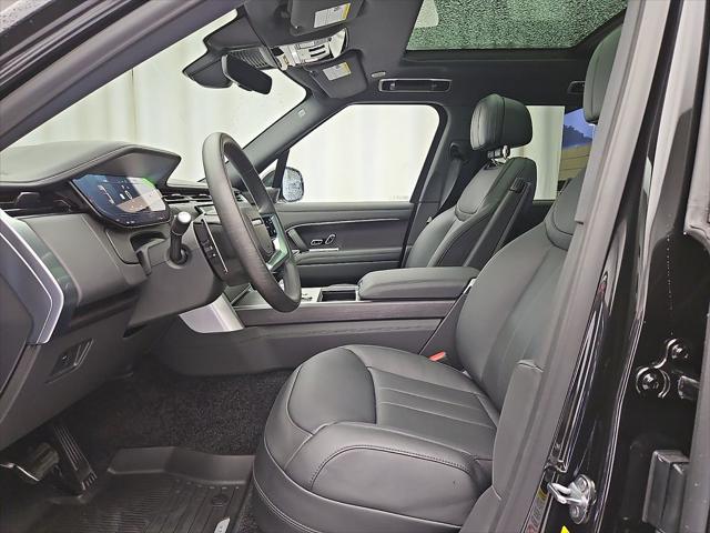 2026 Land Rover Range Rover P400 SE 7 Seat
