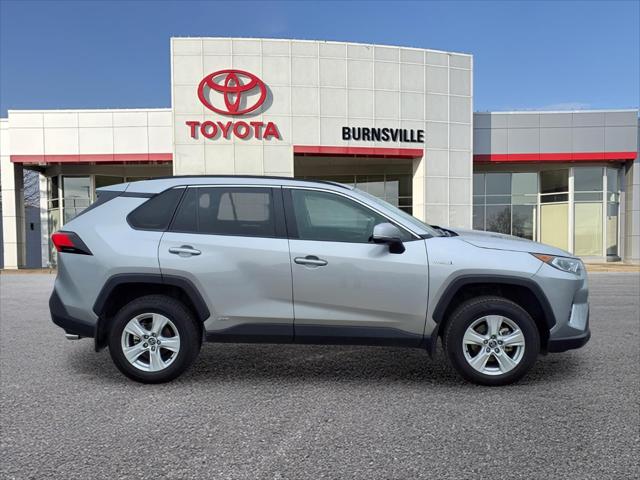 Used 2020 Toyota RAV4 XLE with VIN 4T3R6RFV0LU004434 for sale in Burnsville, Minnesota