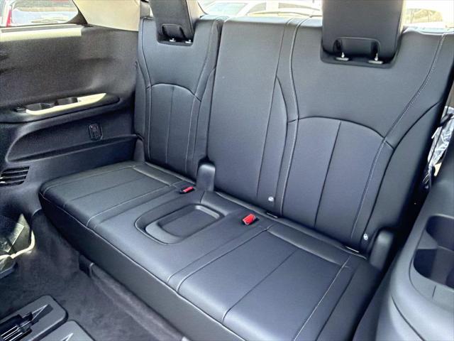 2027 INFINITI QX60 PURE