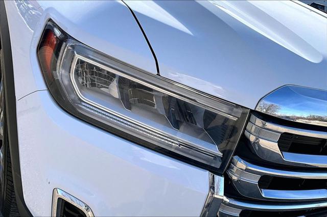 2023 GMC Acadia AWD SLT