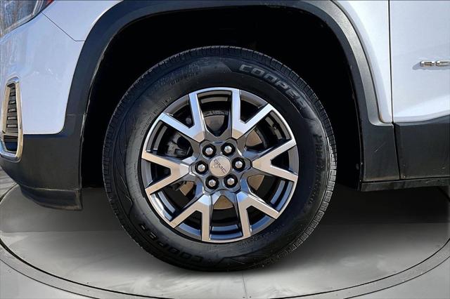 2023 GMC Acadia AWD SLT