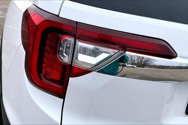 2023 GMC Acadia AWD SLT