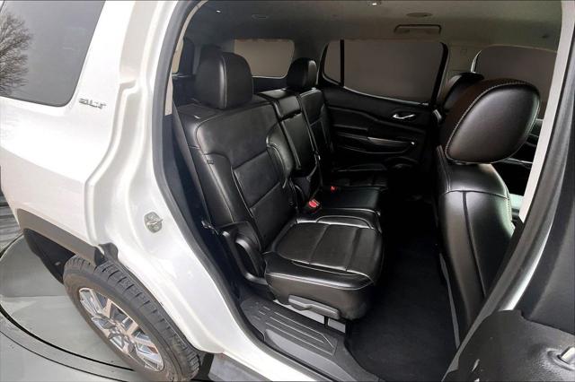 2023 GMC Acadia AWD SLT