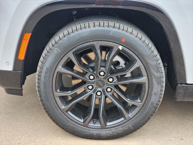 2026 Jeep Grand Wagoneer L Summit Reserve 4x4