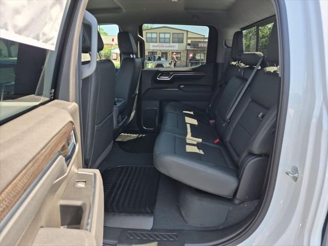 2026 Chevrolet Silverado 1500 4WD Crew Cab Standard Bed LT