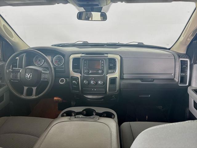 2019 Ram 1500 Classic SLT Crew Cab 4x2 6'4" Box