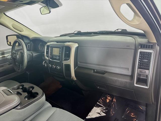 2019 Ram 1500 Classic SLT Crew Cab 4x2 6'4" Box