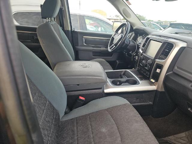 2017 Ram 1500 Big Horn Crew Cab 4x4 6'4" Box