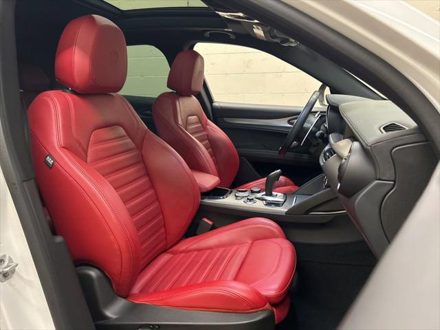 2024 Alfa Romeo Stelvio Veloce AWD