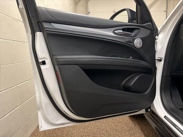 2024 Alfa Romeo Stelvio Veloce AWD