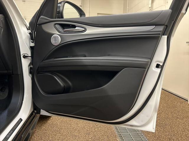 2024 Alfa Romeo Stelvio Veloce AWD
