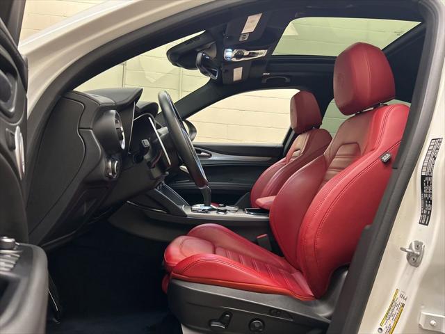 2024 Alfa Romeo Stelvio Veloce AWD