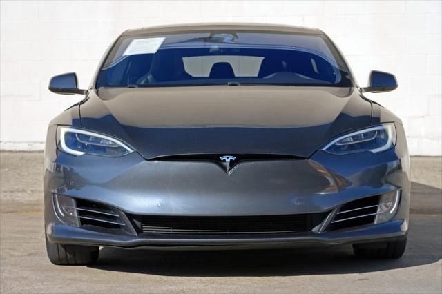 2016 Tesla Model S 90D