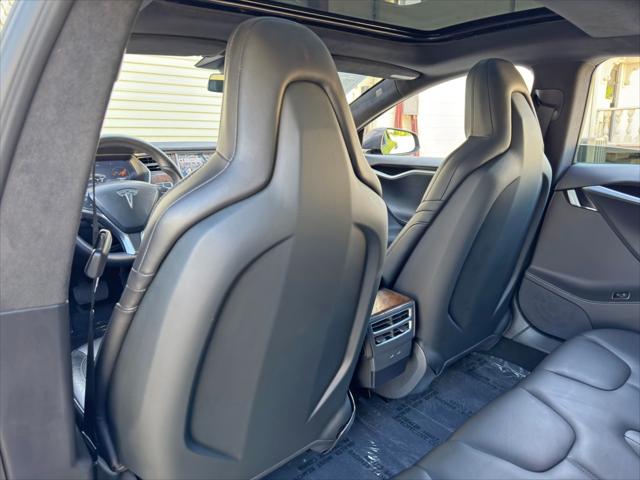 2016 Tesla Model S 90D