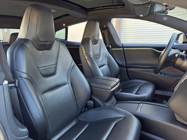 2016 Tesla Model S 90D
