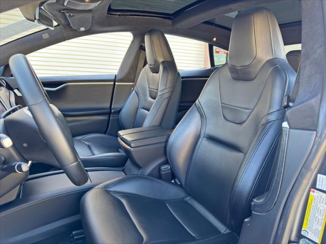 2016 Tesla Model S 90D