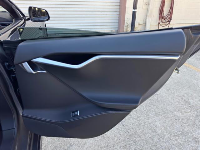 2016 Tesla Model S 90D