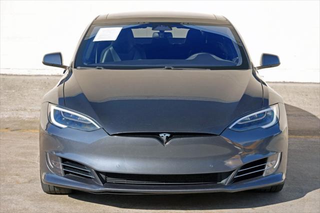 2016 Tesla Model S 90D