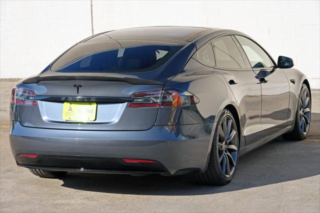 2016 Tesla Model S 90D