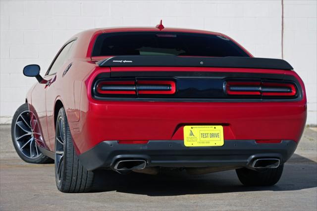 2016 Dodge Challenger R/T Scat Pack