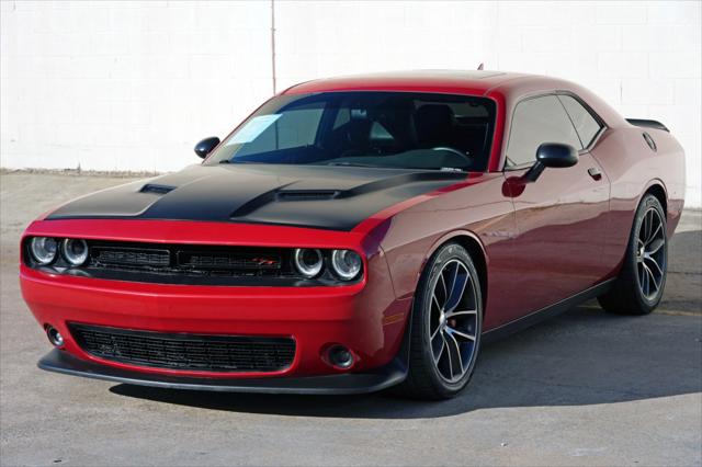 2016 Dodge Challenger R/T Scat Pack