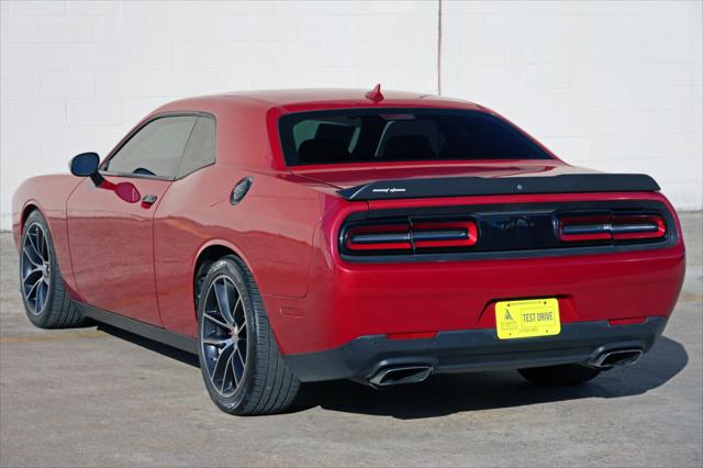 2016 Dodge Challenger R/T Scat Pack