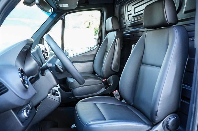 2024 Mercedes-Benz Sprinter 3500XD High Roof 4-Cyl Diesel HO