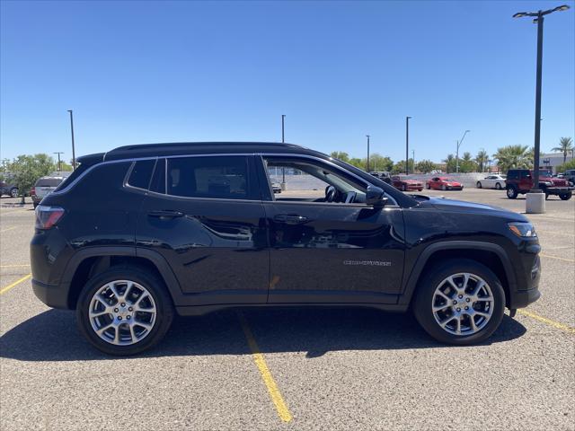 2022 Jeep Compass Latitude Lux 4x4