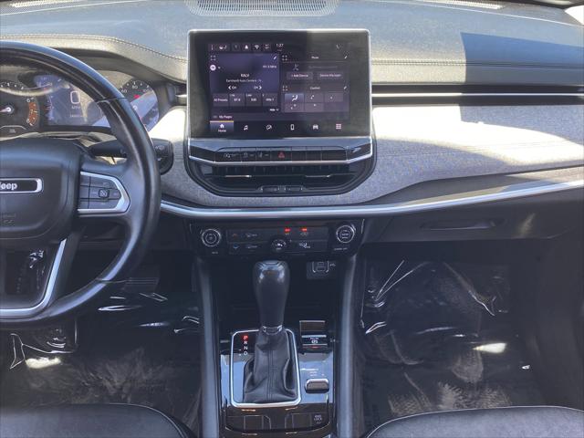 2022 Jeep Compass Latitude Lux 4x4