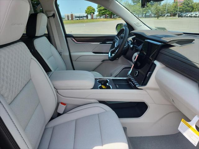 2026 GMC Acadia Denali AWD