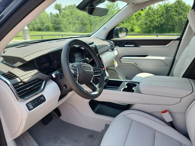 2026 GMC Acadia Denali AWD