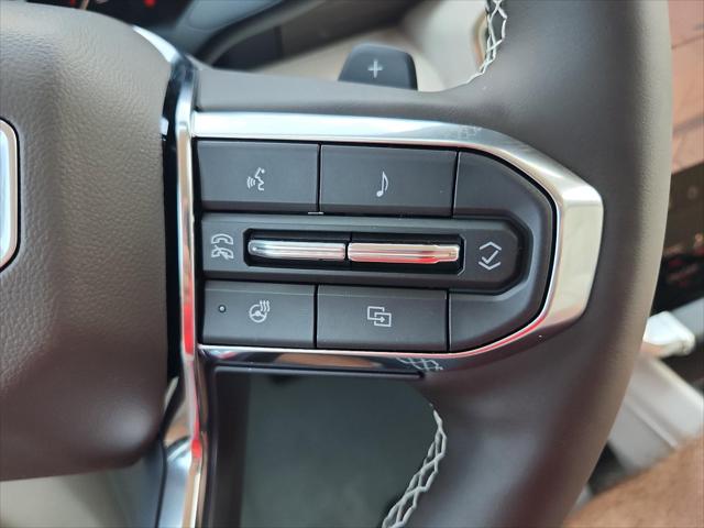 2026 GMC Acadia Denali AWD