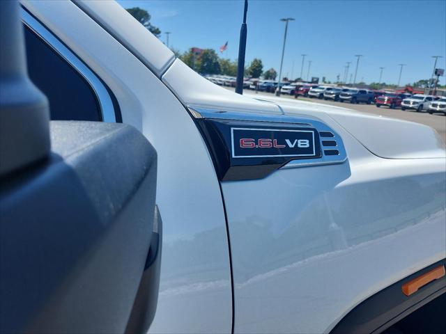 2026 GMC Sierra 2500HD Crew Cab, Standard Bed, SLE, 4WD