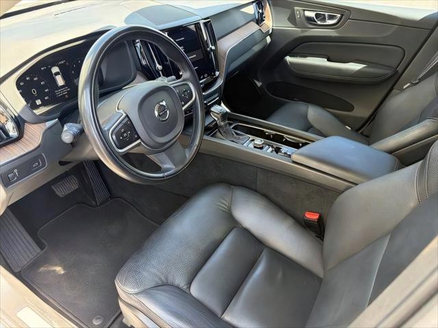 2021 Volvo XC60 T5 Momentum