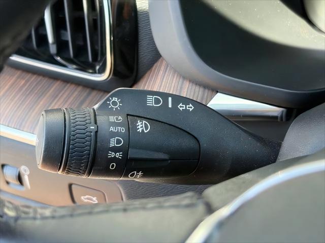 2021 Volvo XC60 T5 Momentum