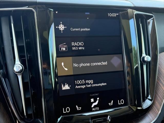2021 Volvo XC60 T5 Momentum