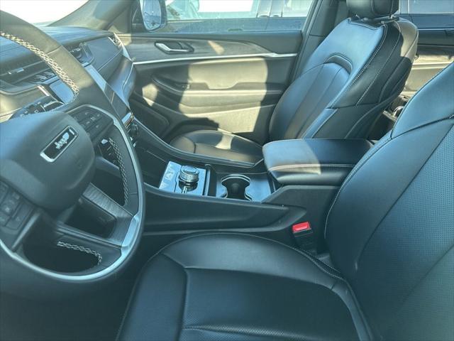 2025 Jeep Grand Cherokee L Limited 4x4