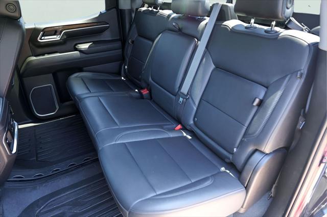 2023 GMC Sierra 1500 4WD Crew Cab Standard Box SLT
