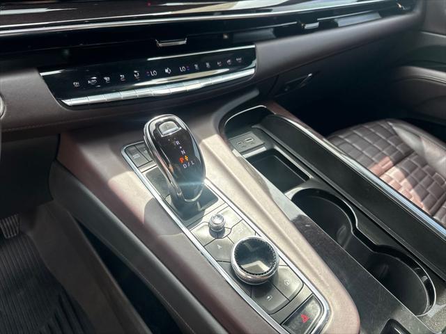 2022 Cadillac Escalade 4WD Sport Platinum